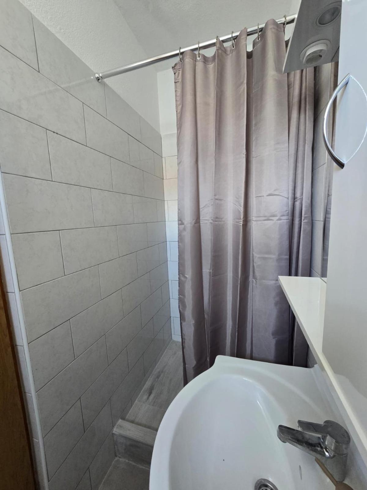 Apartmani Mlinar9 #2 Gornji Karin Kültér fotó
